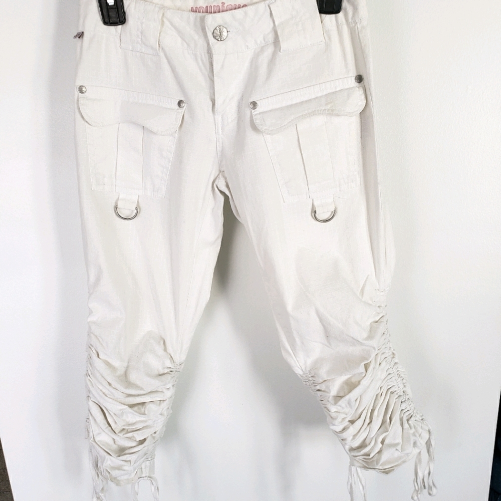 Younique white capris